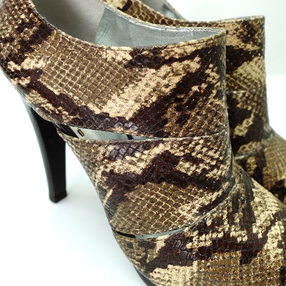 Gianni Bini Snake Animal Print Peep Toe Stiletto Heel Leather Booties Size 9 - Picture 5 of 7